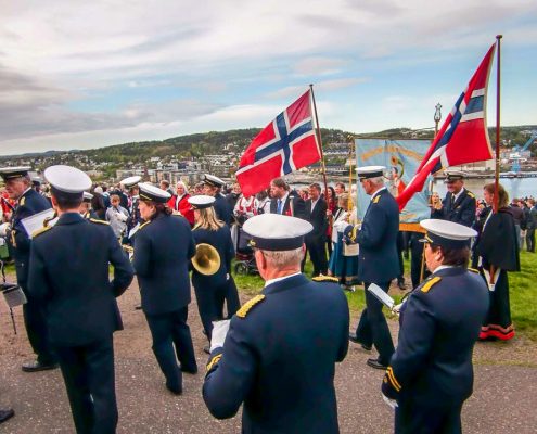 Tønsberg Janitsjarkorps på Tønsberg Slottsfjellet